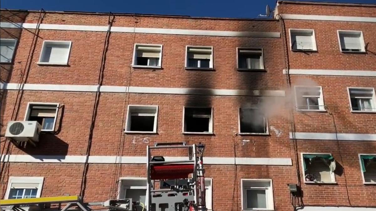 Los Bomberos han conseguido parar el incendio
