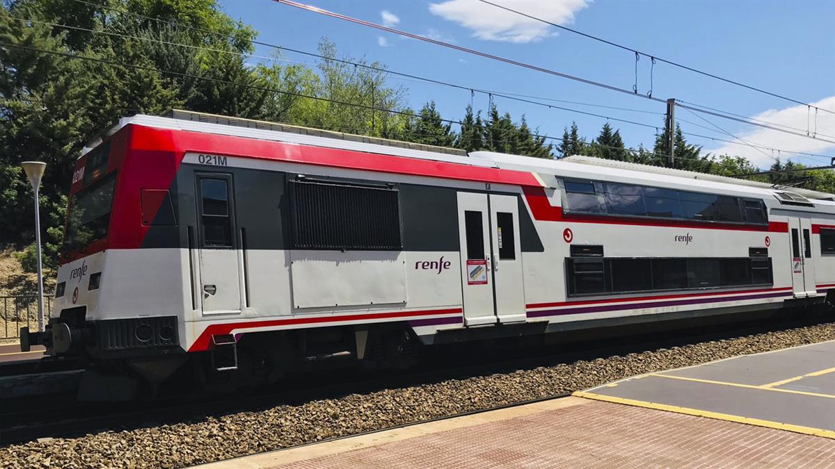Los pasajeros tuvieron que ser evacuados en la estación de Soto del Henares