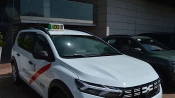 El Ayuntamiento fija un canon mínimo de 35.000 euros por licencia y exige vehículos con etiqueta CERO o ECO