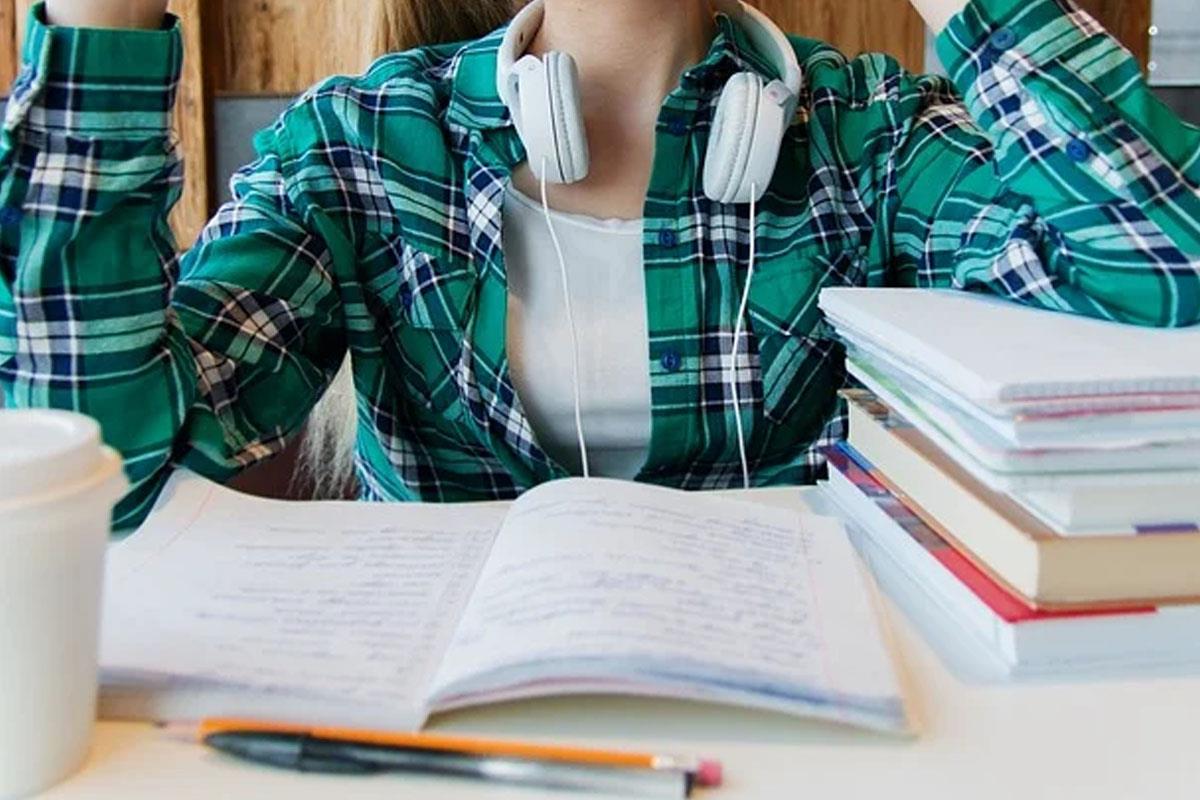 El Plazo de Admisión de Alumnos para el curso 2020-2021 estaba previsto para los días entre el 15 y 29 de abril