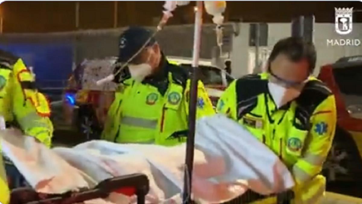 El atacante hirió con un arma blanca tras haberle sido recriminado llevar suelto a su pitbull 