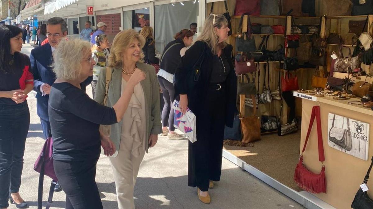 La capital celebra la tercera edición de la Feria de Artesanía de Semana Santa