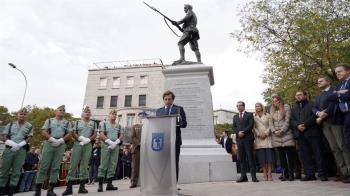Madrid celebró el centenario de la Legión con un acto de conmemoración donde acusan al alcalde de homenajear a Millán Astray 