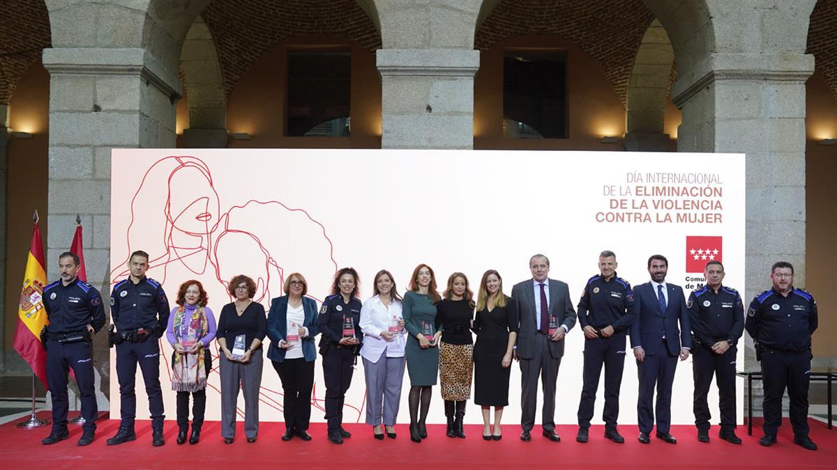 Los Centros regionales de Acogida, el Centro de Día para víctimas de trata, el CIMASCAM, la Unidad Luna de la Policía Local de Alcobendas, entre los premiados