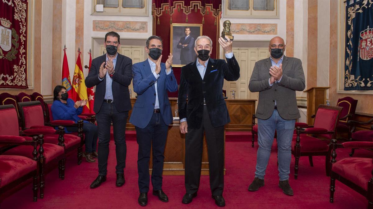 Con más de 160 partidos a sus espaldas, el exjugador ha marcado un hito en la historia del deporte de Alcalá