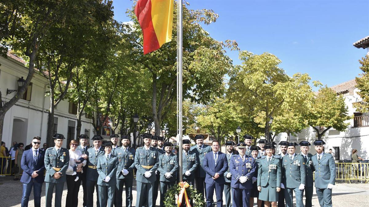 La Plaza de la Constitución acogió por primera vez este acto institucional y militar