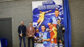 El homenaje al exguardameta internacional reúne a grandes estrellas  del futbol sala español