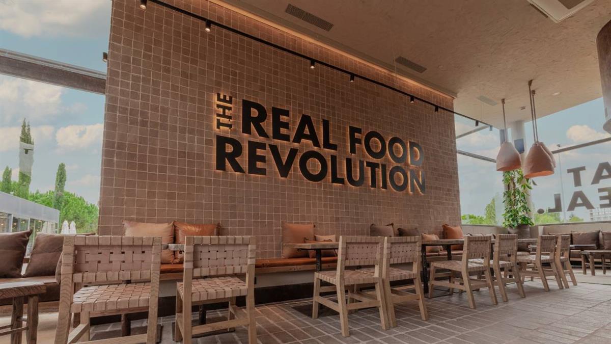 El restaurante incorpora Honest Base y Honest Catering, pensados para empresas y equipos de trabajo de la zona