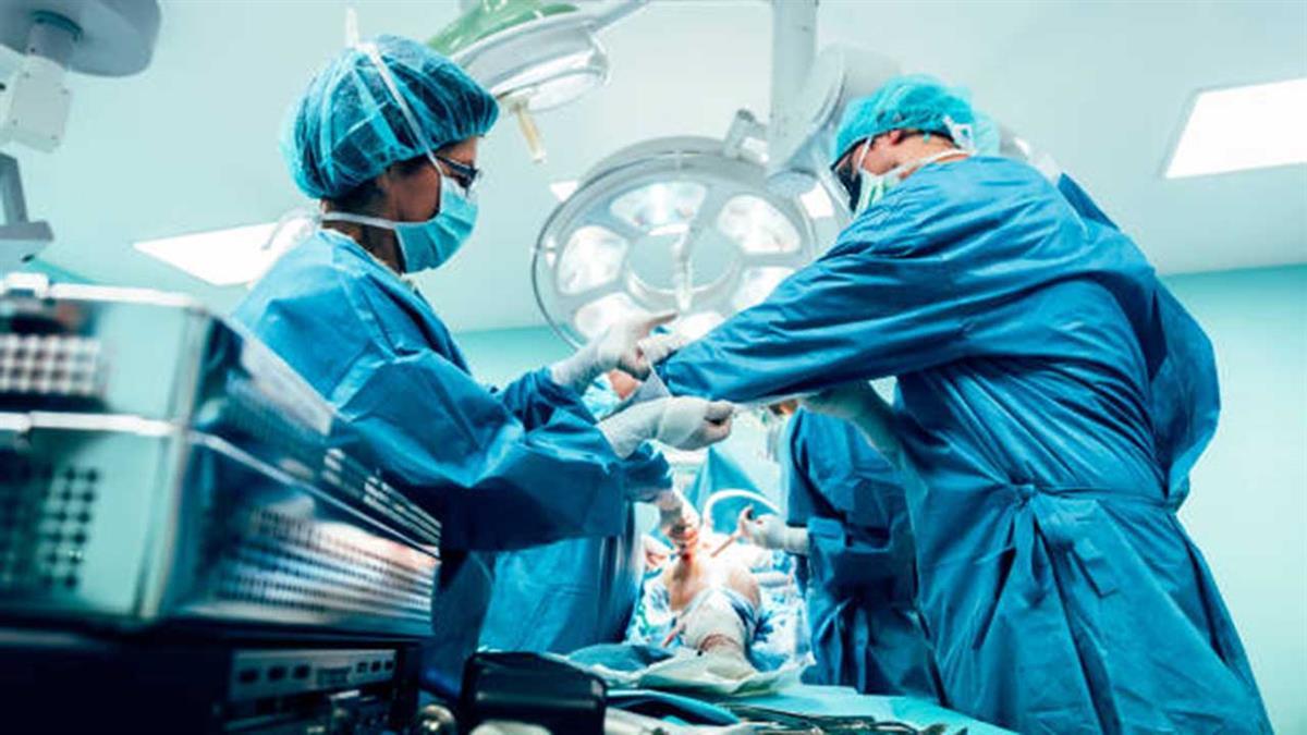 Debido a la extrema gravedad de recortar servicios en plena crisis sanitaria
