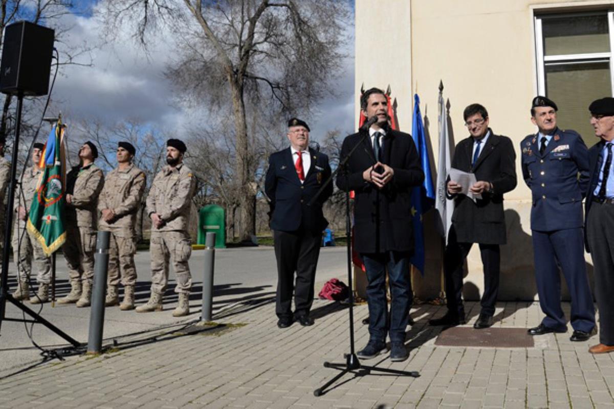 El alcalde de la localidad ha participado en el acto conmemorativo