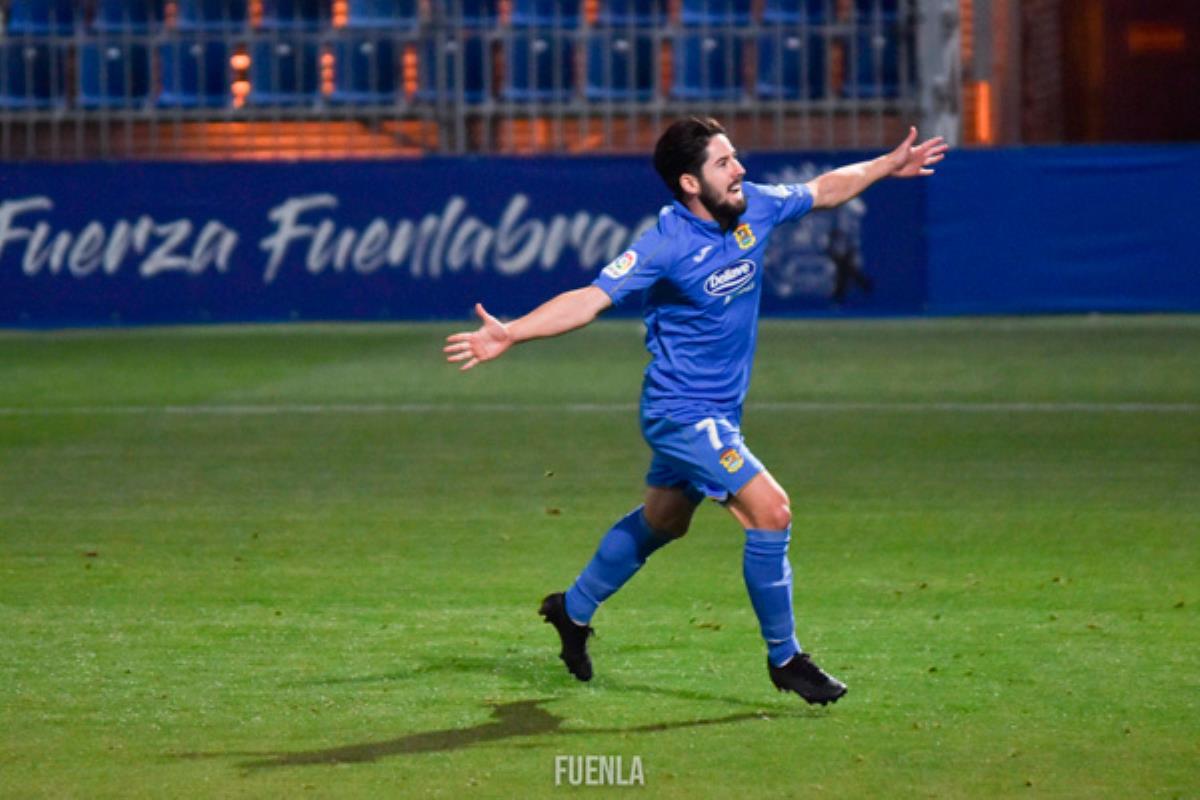 El extremo firma por el conjunto alfarero tras su exitosa etapa en el Fuenla