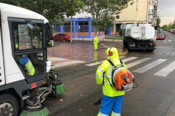 A parte de las limpiezas intensiva se procederá a la eliminación de grafittis, carteles y pegatinas en el mobiliario público
