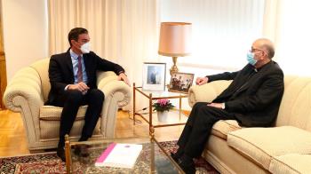 La institución está abierta a devolverlos, según el encuentro entre el presidente Sánchez y La Conferencia Episcopal