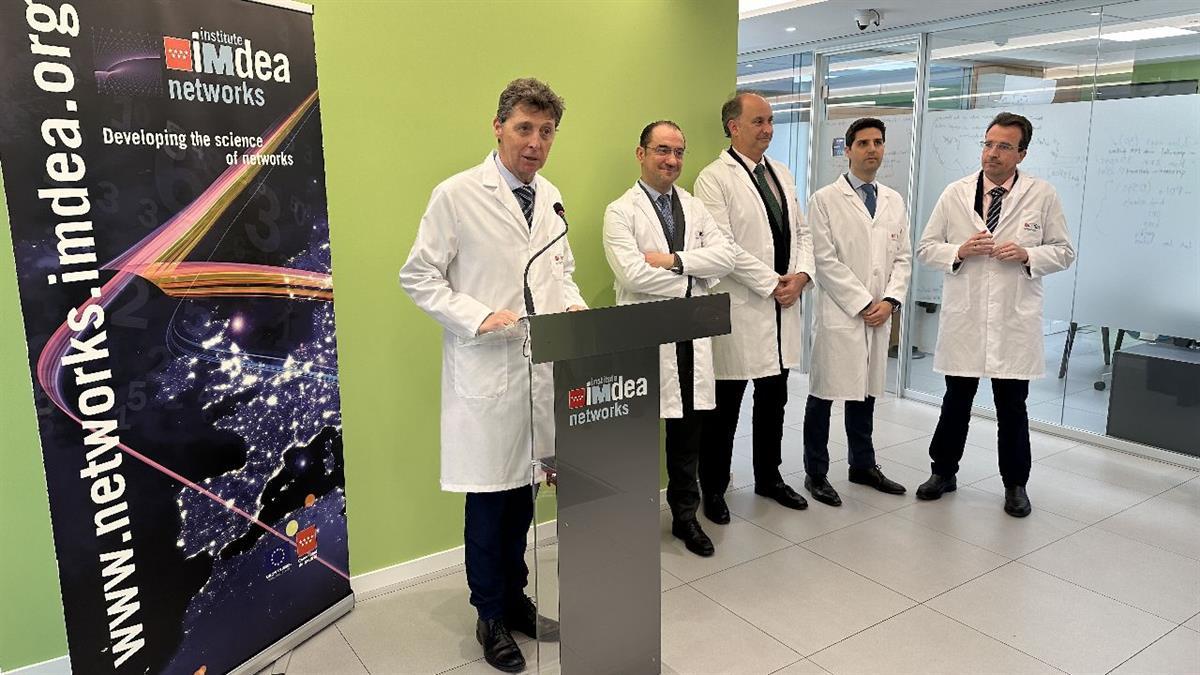 Se ha construido una nueva planta de 650 metros cuadrados dedicada a labores de investigación para mejorar las conexiones 5G y 6G y la integración de la Inteligencia Artificial.