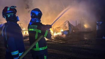 Intervienen en el suceso seis dotaciones del Cuerpo de Bomberos