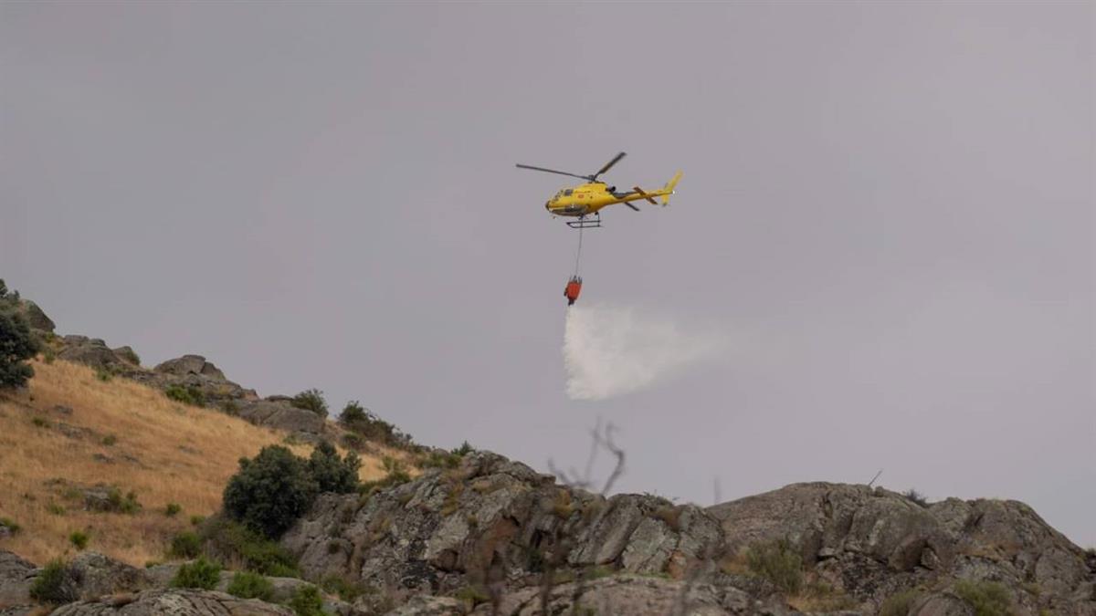 Sobre las 20:00 del miércoles 13 de agosto las llamas comenzaban en la ladera suroeste