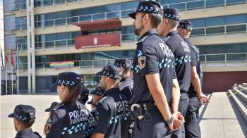 Los nuevos policías han finalizado su periodo de prácticas y ya forman parte definitivamente de la plantilla que cuenta con 206 efectivos  