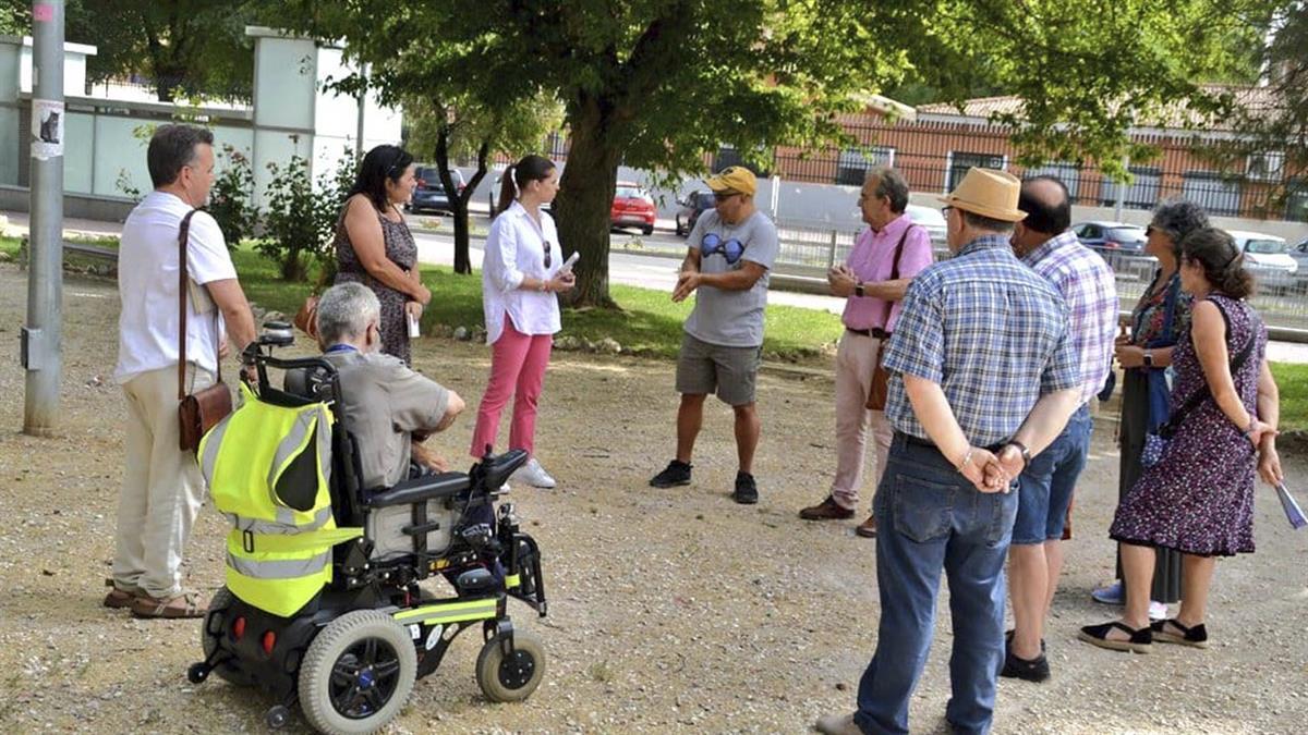 El Partido Popular de Alcalá se ha reunido con los alcalaínos para conocer la situación que viven en el barrio