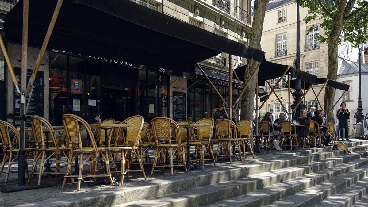 La Unidad de Medio Ambiente comprobará que las instaladas en vía pública cumplan la ordenanza reguladora establecida