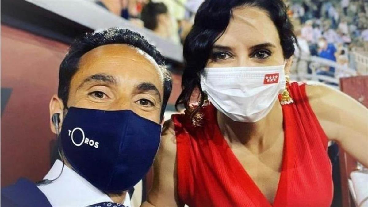 El selfie en cuestión fue tomado durante la Feria de San Isidro de 2021