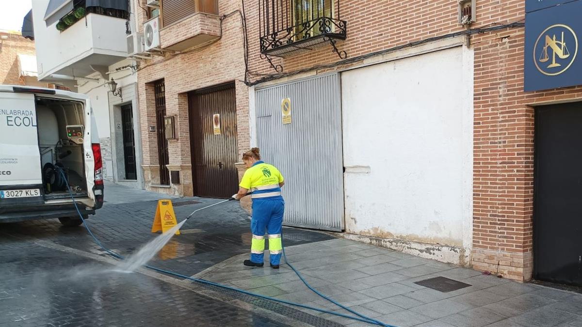El Ayuntamiento de Fuenlabrada ha aprobado la compra de hidrolimpiadoras y equipos de limpieza por un importe de 53.000 euros