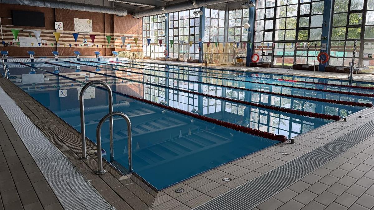 El Ayuntamiento renovará la pista de atletismo de El Carrascal y modernizará los sistemas de depuración de las piscinas de El Carrascal y Olimpia