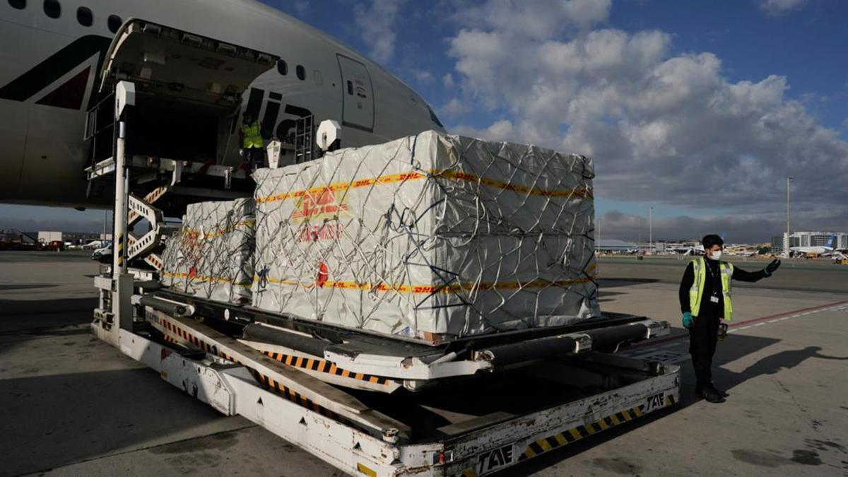 Medios confirman que la Fiscalía Anticorrupción se encuentra indagando en lo ocurrido en marzo de 2020 