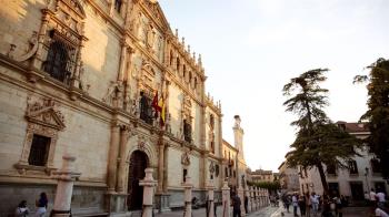 La Cámara de Cuentas detecta premios de jubilación "sin base legal" y "exceso" de temporalidad