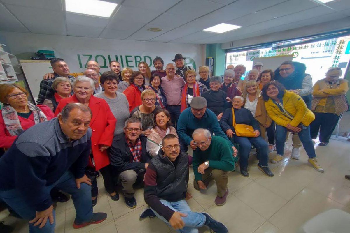 Tras el proceso de primarias que acabó ayer, Torres intentará disputarle la alcaldía al PSOE de Narciso Romero