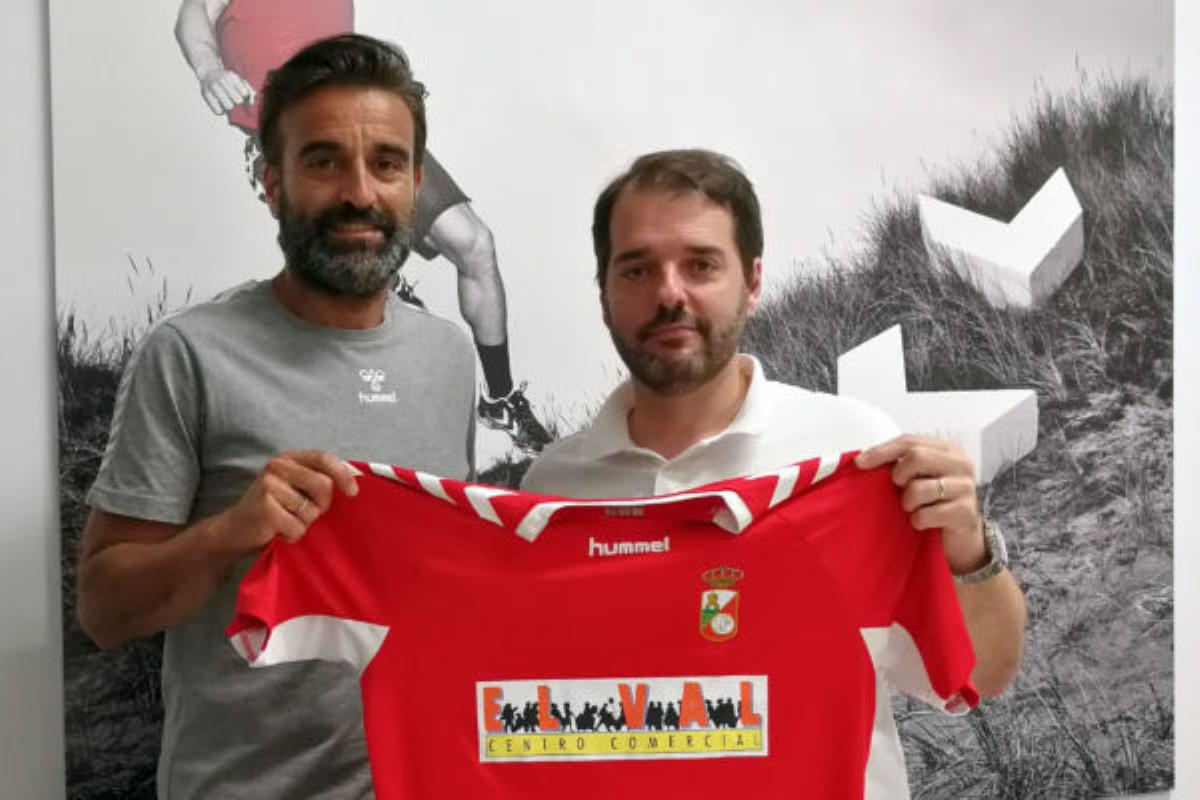 Seguirá siendo el director deportivo del club y entrenador del primer equipo hasta 2022