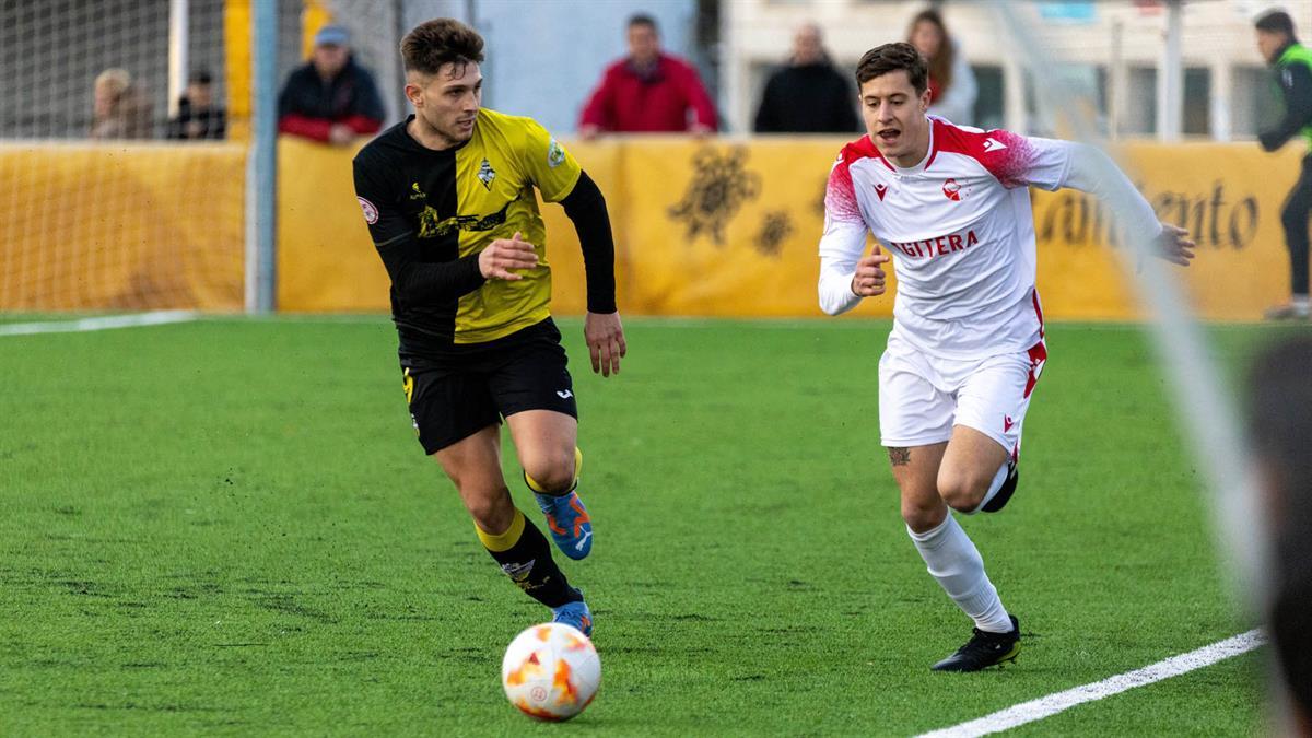 Tras veinte partidos jugados, sólo quedan diez y ningún equipo tiene asegurado el puesto