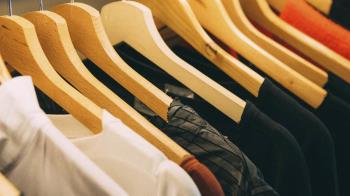 Si almacenas ropa o enseres que ya no usas, puedes intercambiarlos por otros con tus vecinos