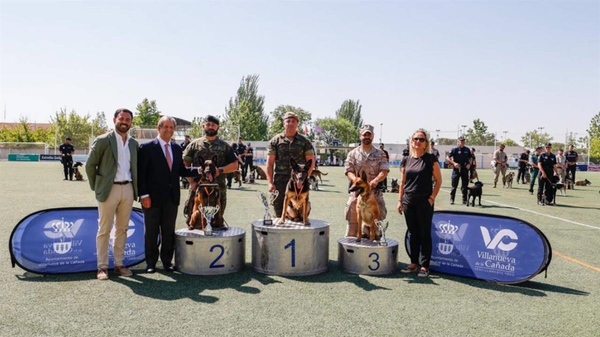 El municipio acogió las I Jornadas Policiales y Militares de Guías Caninos