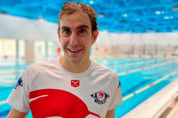 El nadador mostoleño pulverizó la anterior marca, fijando la nueva en los 27,39 segundos