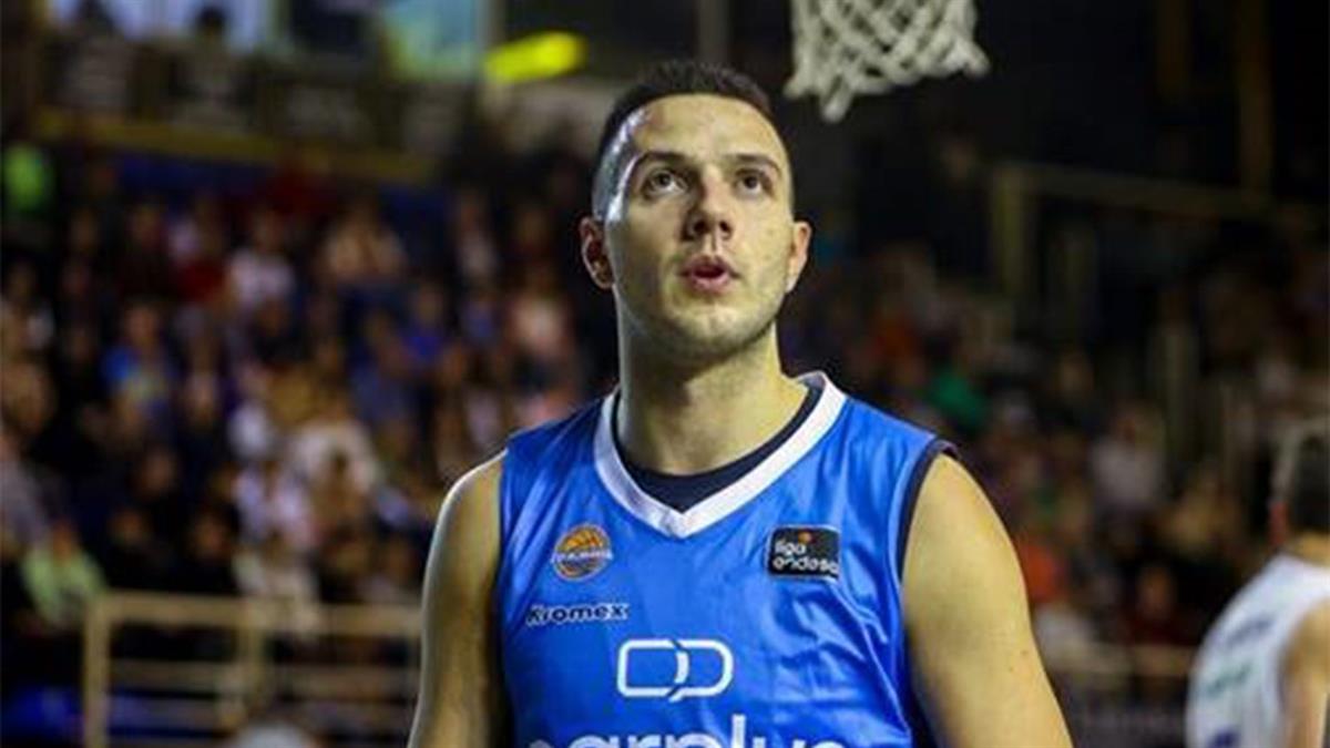 Jovan Novak entra en la historia del Carplus Fuenlabrada | SoyDe