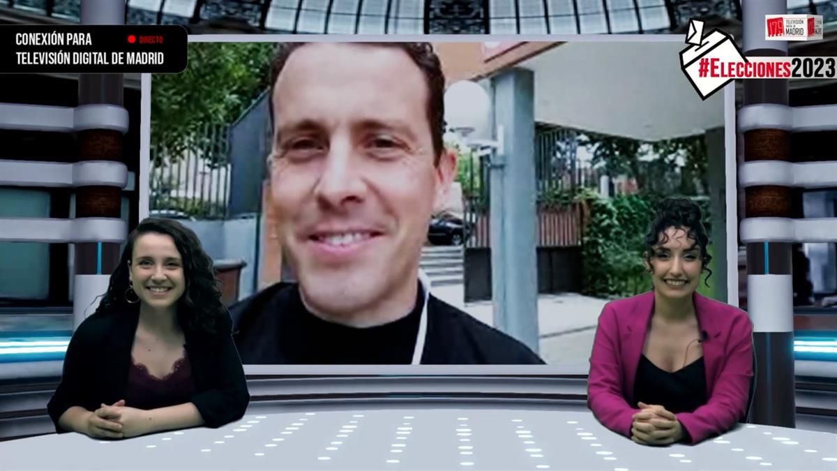 El candidato de Podemos-IU-Alianza Verde ha votado en Pabellón Eduardo López Mateo