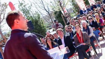 El secretario general y candidato socialista visitó Fuenlabrada junto a la ministra de Justicia, Pilar Llop, en un acto de precampaña