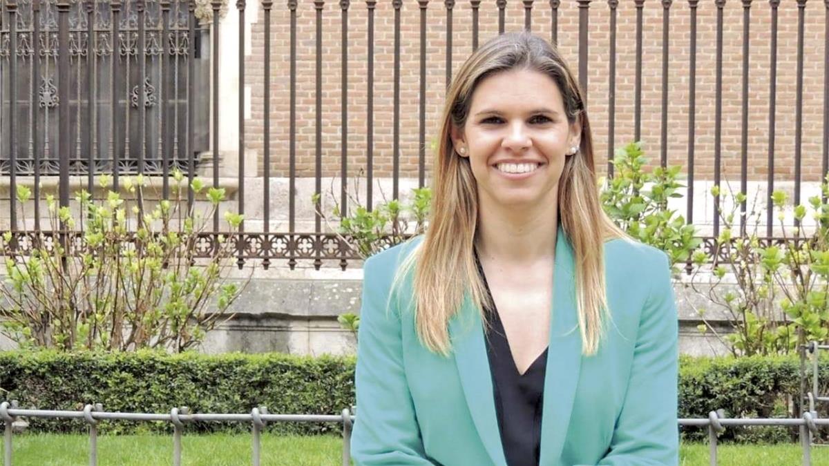 La portavoz del PP en el Ayuntamiento suma otros 17.447 € a los 72.000 que cobra por su dedicación exclusiva en nuestra ciudad