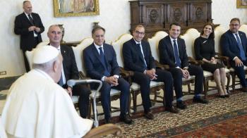 Judith Piquet se reúne con el Papa Francisco