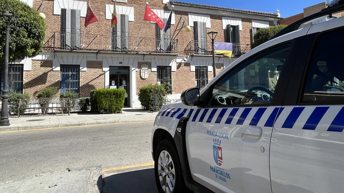 Paracuellos agregará cuatro agentes policiales y luchará contra la violencia de género