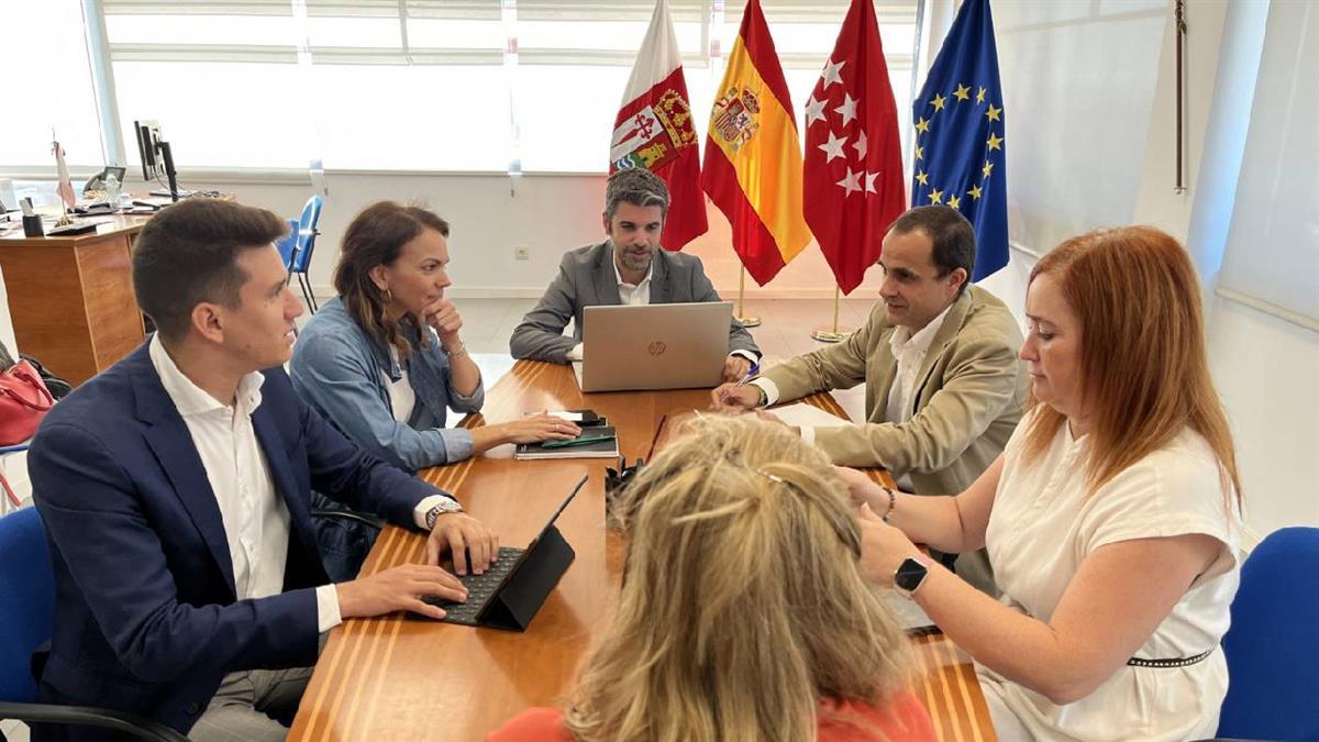 La decisión se ha tomado por unanimidad y de acuerdo con el adjudicatario, la UTE Ciudad del Rugby Paracuellos de Jarama