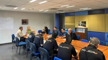 El ayuntamiento se ha reunido con mandos de Policía Local y Nacional para organizar el dispositivo