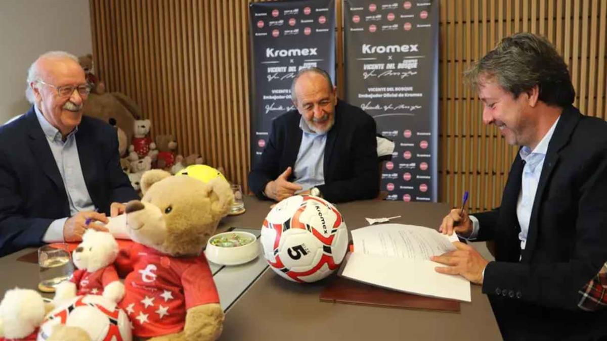 La marca madrileña patrocinará el Campus de Vicente del Bosque 