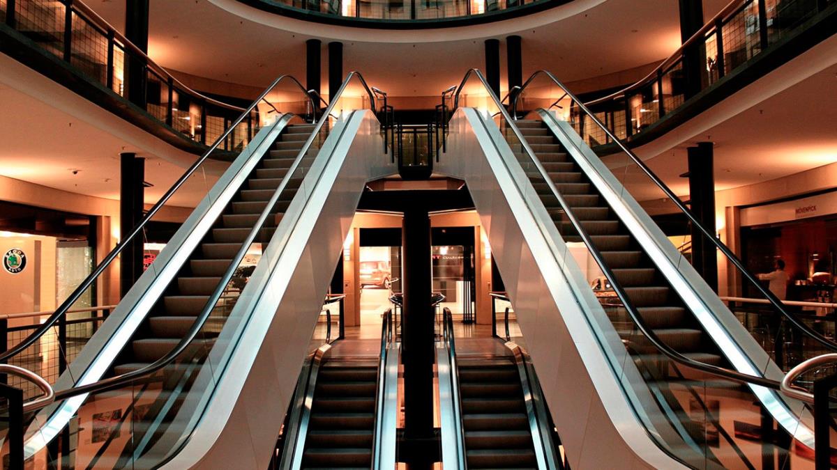 Según MVGM, en 2020 la evolución de las ventas en centros comerciales ha sido algo mejor que la de las afluencias