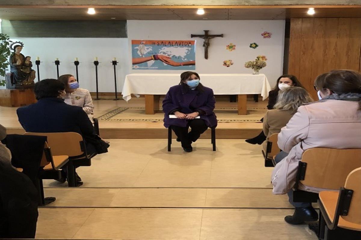 Para ello, se ha reunido con los Ampas de centros como el Instituto Veritas, San José de Cluny y Monte Tabor