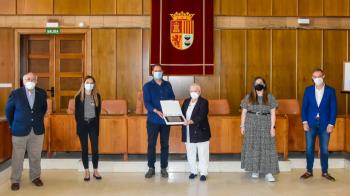 Entro Los servicios que ofrece ASME se encuentran la atención Individualizada a las familias y personas afectadas, información, orientación e intercambio de vivencias, experiencias y sentimientos con otras familias afectadas 