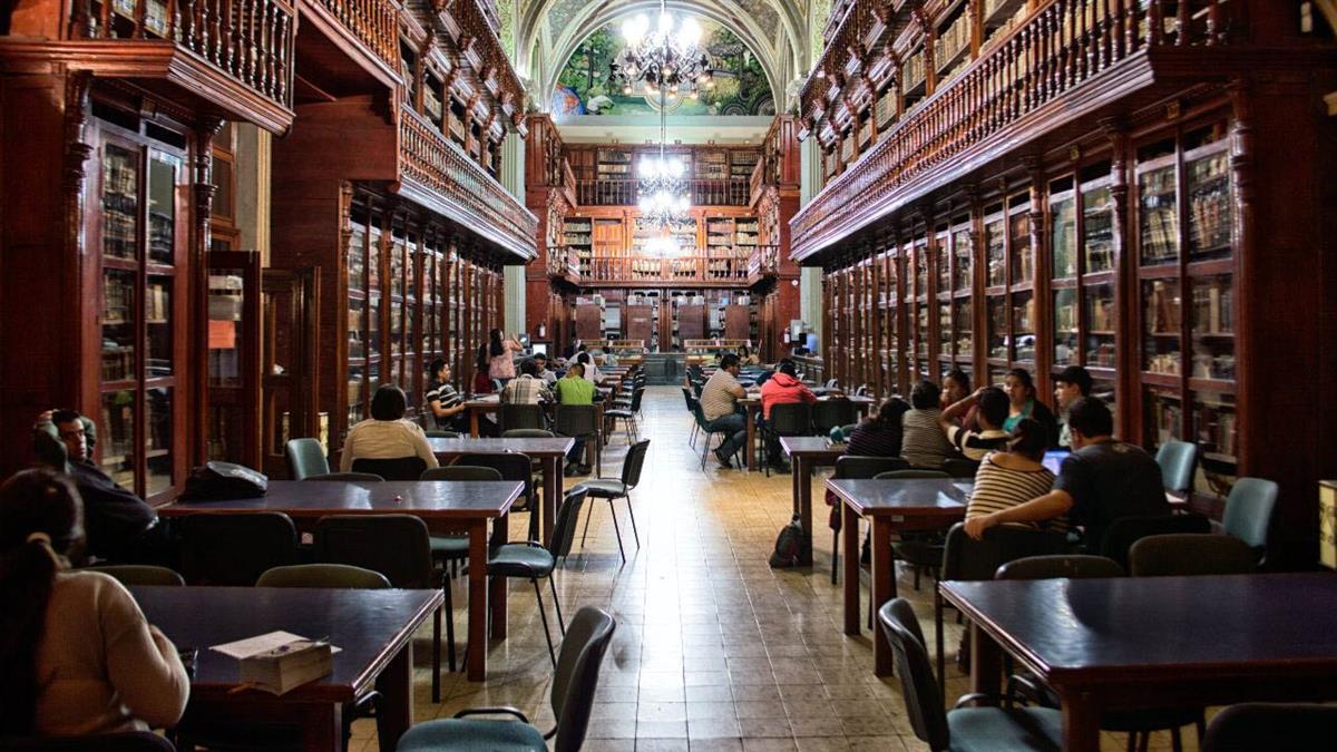 Los estudiantes podran usar la sala de estudio durante más horas