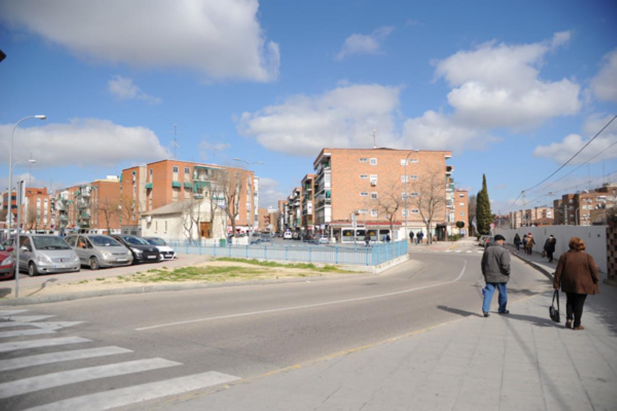 Se va a ampliar la superficie sobre el puente de la calle
Móstoles junto a la ermita de Belén