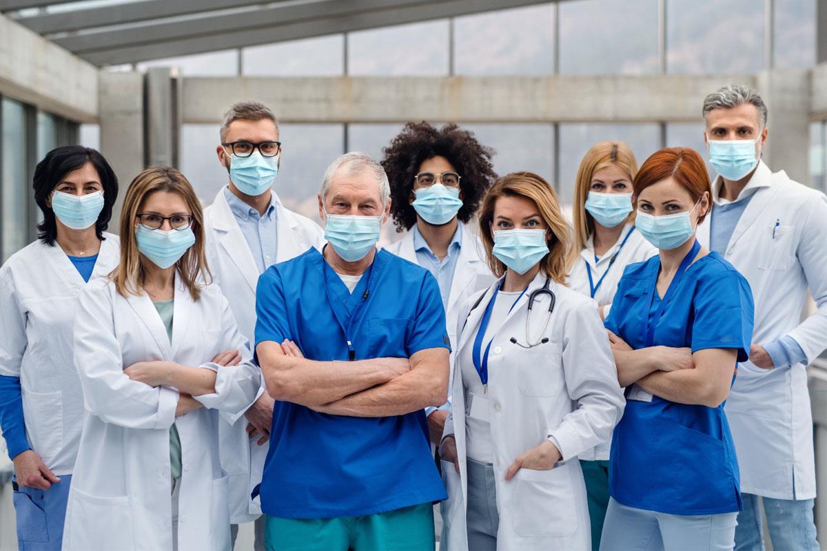 Los sindicatos tachan de insuficiente la renovación de los profesionales temporales