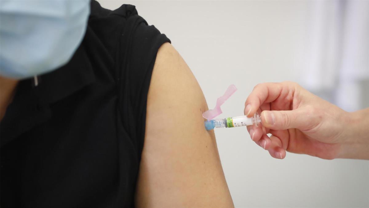 La Comunidad de Madrid ha invertido 19 millones de euros en la compra de vacunas frente a la gripe estacional 